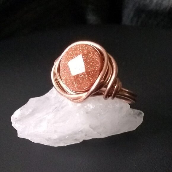 Faceted Goldstone & Copper Wire Ring - Handmade & Unique! Size 7.5 - Picture 2 of 6